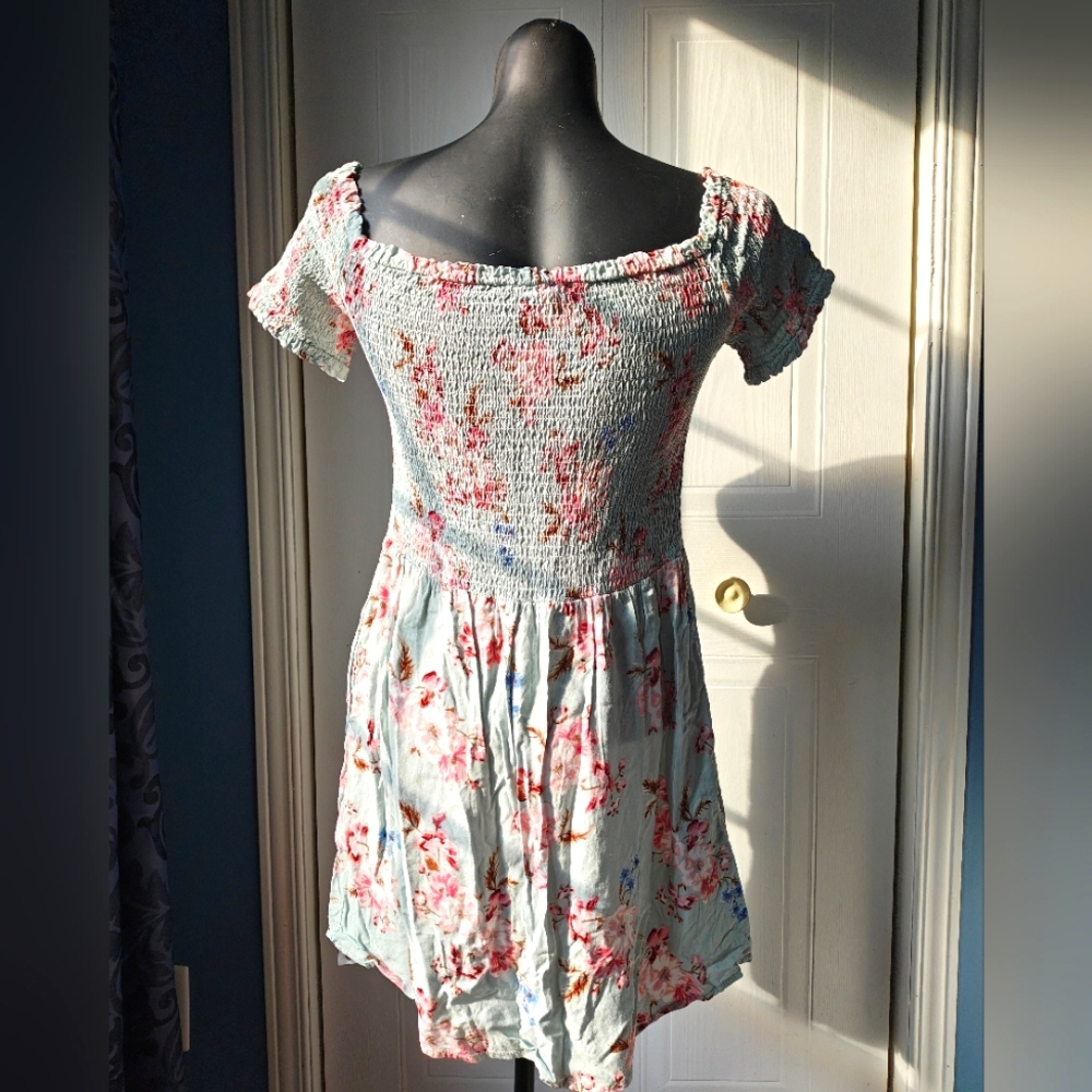 NWOT Street Wear Society Floral Off-Shoulder Dress - Picture 2 of 9